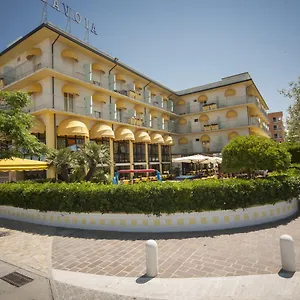 savoia-hotel-misano-adriatico.riccione-hotels.org/