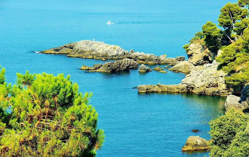 Hotel Gambero Nero Tellaro Affittacamere